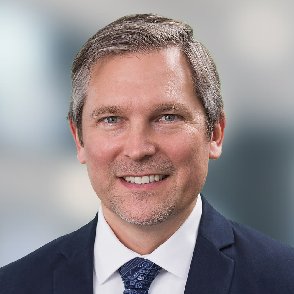 Prof. Dr. Florian Pfeffel